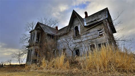 haunted house for sale free.